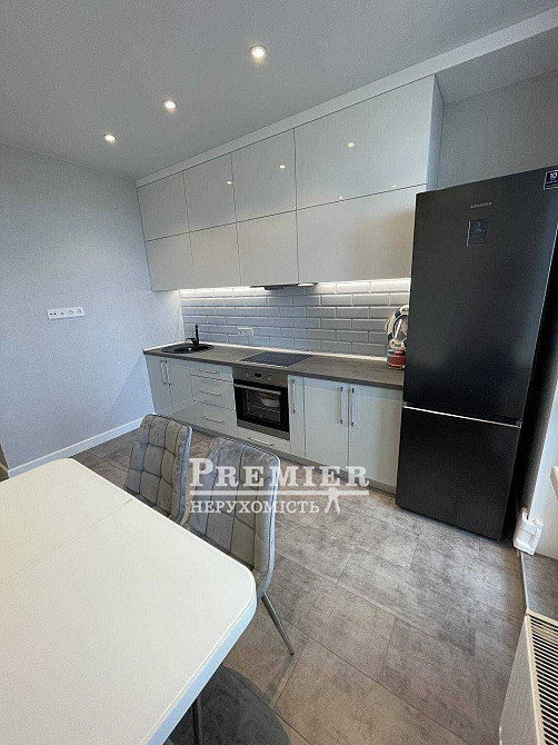 1 комнатная квартира 46 м2 Ремонт Мебель Техника ЖК Вернисаж Одесса - изображение 2