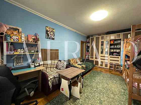 Затишна 2-кімнатна квартира на Троєщині Киев