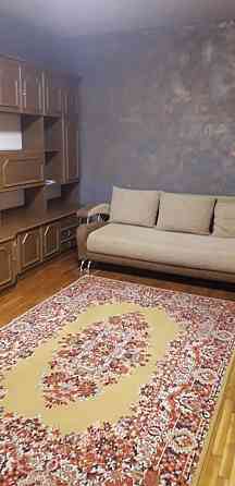 Однокімнатна Іорданська9 чиста охайна мебльована, б/з, метро Оболонь Киев