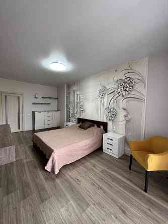 Оренда 2 кімнатної квартири по вул Малинова в ЖК Глобус Меридіан. Львів