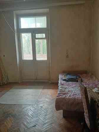 Сдаю 3 к трехкомнатную  1 мин м.Лівобережна Киев