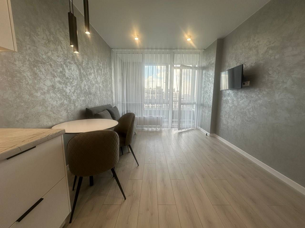 Перша здача! Варшавський, Олександра Олеся 5а, новий ремонт Киев - изображение 8