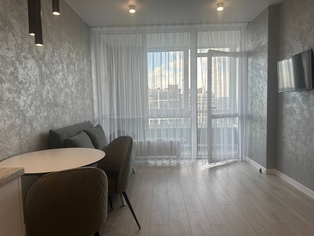 Перша здача! Варшавський, Олександра Олеся 5а, новий ремонт Киев - изображение 7