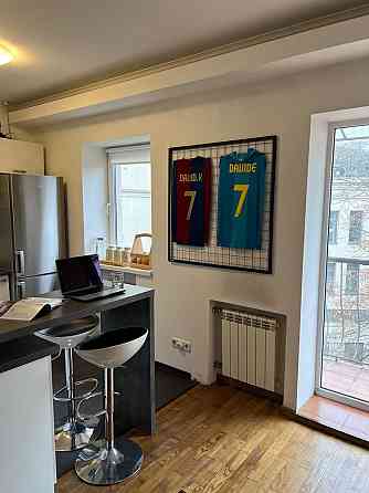 Оренда 3к квартири Набережно-Хрещатицька 3а Киев