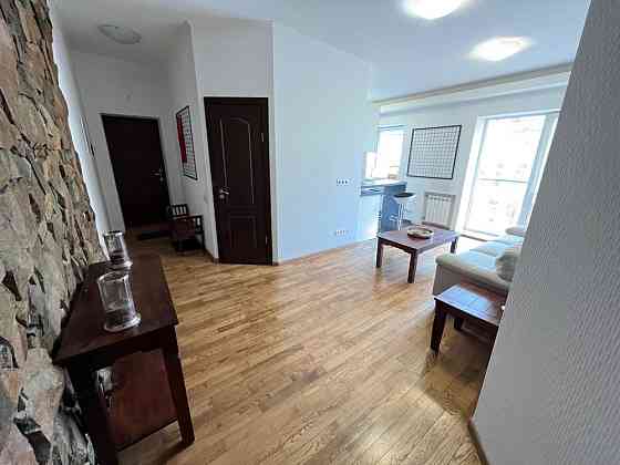 Оренда 3к квартири Набережно-Хрещатицька 3а Киев