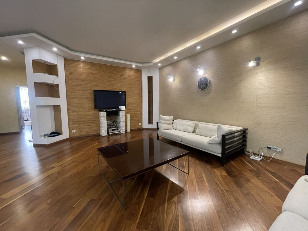 Печерск. Центр. Бульв. Леси Украинки 7Б. 3 комнаты. Новый дом Киев - изображение 2