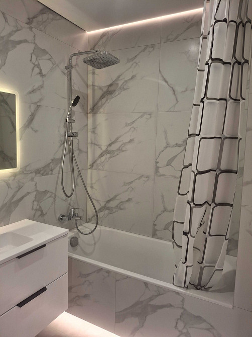 Власник. Перша здача. 47 м.кв. Є гардеробна. Варшавский 2 Киев - изображение 5