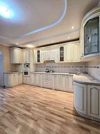 Оренда 2к НОВОБУДОВИ, РІВНЕНСЬКА (роддом), КОНДИЦІОНЕРИ, посудомийна! Черновцы