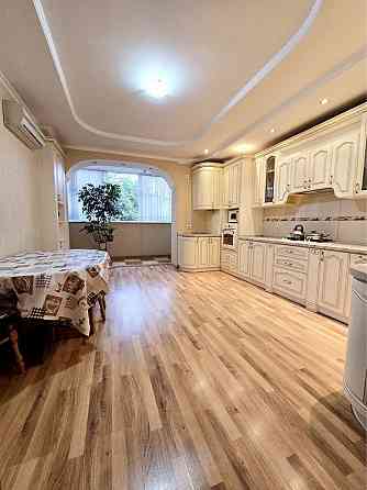 Оренда 2к НОВОБУДОВИ, РІВНЕНСЬКА (роддом), КОНДИЦІОНЕРИ, посудомийна! Черновцы