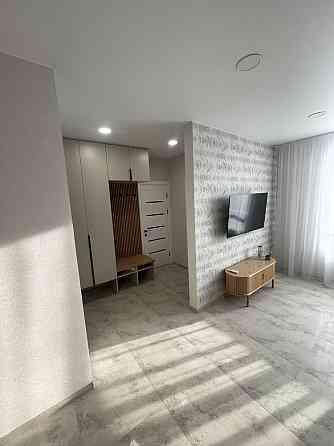 Оренда однокімнатної квартири Варшавький плюс Виговського 40/12 Киев