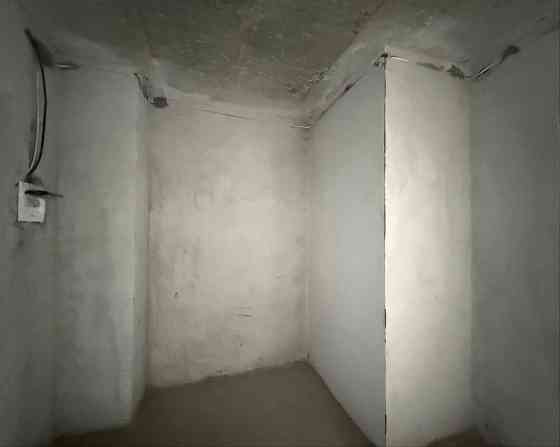 Продаж квартири , є право власності , вигляд на парк , вул Пасічна Львов