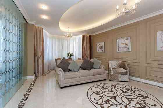 Продаж 3-х  квартири 115м2 ЖК Сонячна Брама Юлії Здановської 71Д Киев