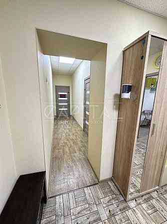 Продаж квартири на 1 поверсі ЖК Чайка з наскрізними фасадними вікнами Чайки (Київська обл.)