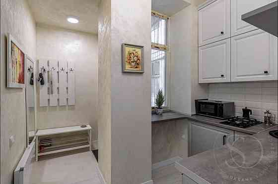 Продаж 1 кімнатна квартира центр Галицький район Лепкого Львов