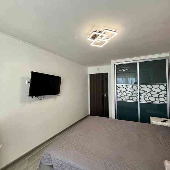 Продається 3-кімнатна квартира з ремонтом та повним укомплектуванням Ивано-Франковск