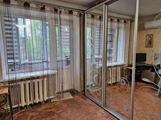 Продам однокімнатну квартиру на 2му поверсі  в районі дитячого світуі Бердичів