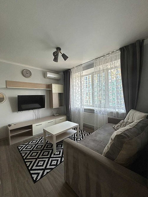 ЖК Версаль, 1к квартира з ремонтом та меблями ЦЕНТР міста, держшкола Ирпень - изображение 1