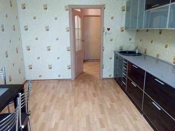 Позняки. 2х кім квартира. Григоренка 14 Киев