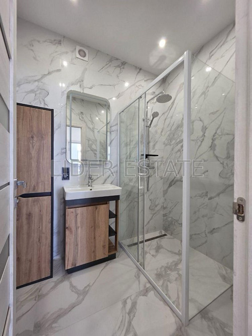 Довгострокова оренда 2х кім.кв. ЖК Крістал Ужгород - зображення 6