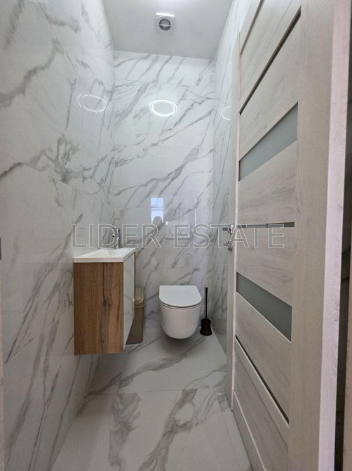 Довгострокова оренда 2х кім.кв. ЖК Крістал Ужгород - зображення 7