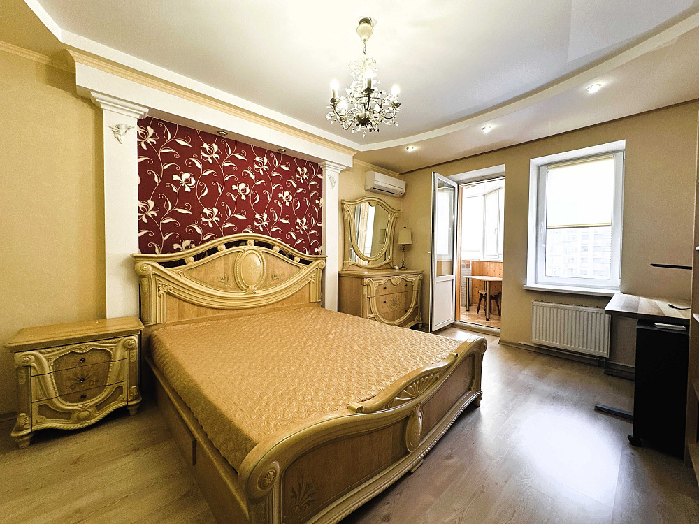 Теремки 3к Ломоносова ЛікоГрад Сонячна Брама ВільнаРЕМОНТ ВДНХ Паркінг Киев - изображение 1