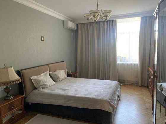 Сдам 4-ох комнатную квартиру Центр Одеса