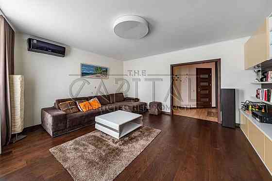 Видова 3 кімнатна  квартира в Голосіївському районі  97 кв.м Киев