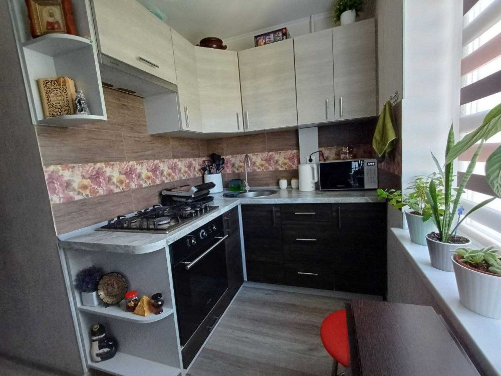 БЕЗ% ПРОДАЖ 1 кім.27м2 6/9 пов. ТРОЄЩИНА вул. Черв. Калини4-Г Деснянс. Киев - изображение 1