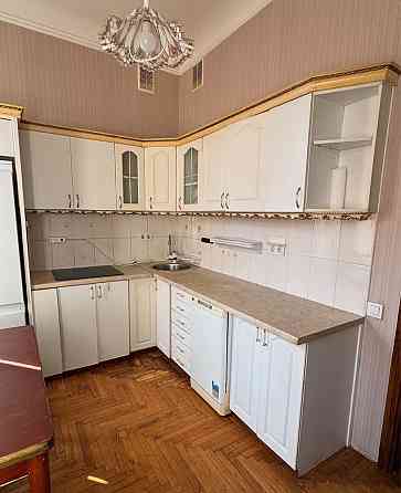 2к видова квартира 61м2 біля прапора Полтава