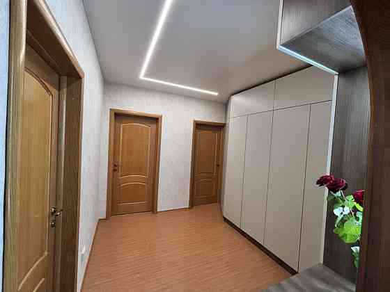 Продам 3-х кімн квартиру з гарним ремонтом і технікою вул О.Кошового Чернигов