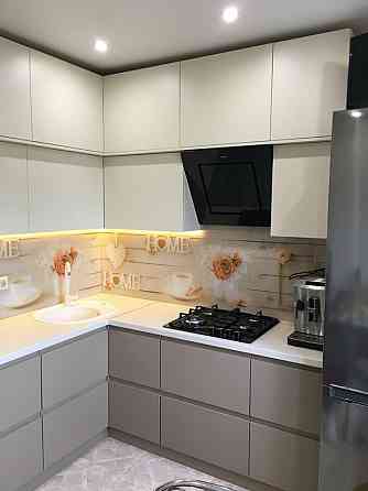 Продам 3-х кімн квартиру з гарним ремонтом і технікою вул О.Кошового Чернигов