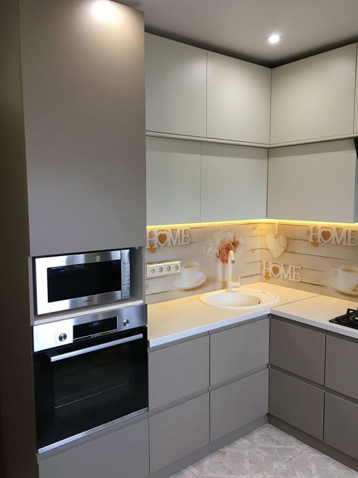 Продам 3-х кімн квартиру з гарним ремонтом і технікою вул О.Кошового Чернигов - изображение 2