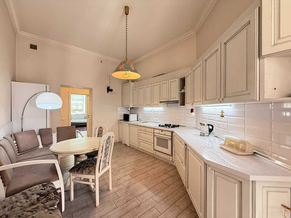 Оренда квартири в центрі Львова з неймовірною панорамою Львів - зображення 2