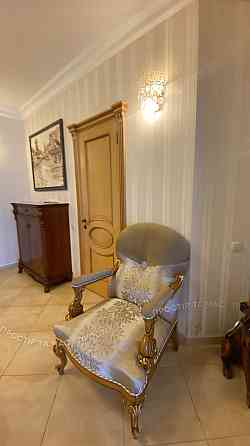 Оренда 3-кімнатноі квартири бул.Лесі Украінки 7б, Центр Киев