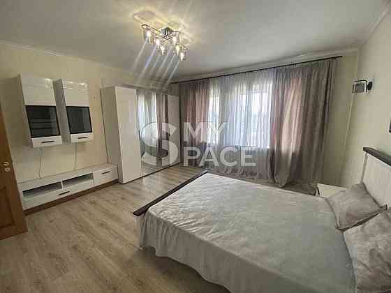 Оренда 3к Гончара 52 Центр Золоті ворота Липинського Яр Вал Київ