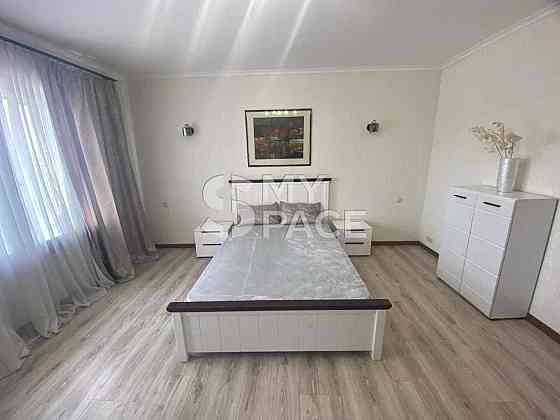 Оренда 3к Гончара 52 Центр Золоті ворота Липинського Яр Вал Київ