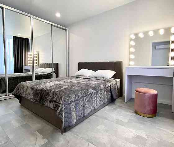 Оренда / Квартира / вул. Дніпровська набережна / 65 кв.м Київ