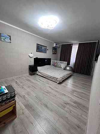 Продам 2-комн квартиру на Богдана Хмельницкого. Одеса