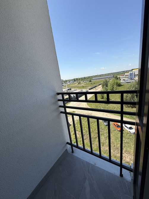 Однокімнатна квартра з новим ремонтом! Ніхто не жив! Буча - зображення 4