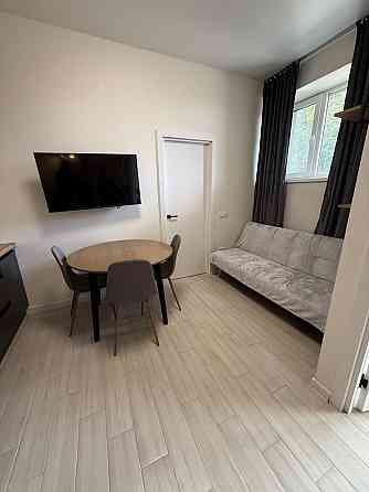 Продам однокімнатну квартиру з власним входом Ирпень