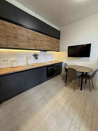 Продам однокімнатну квартиру з власним входом Ирпень