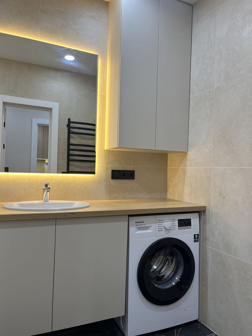 Сертифікат! 2к з сучасним ремонтом в ЖК Нові метри центр! Центр міста! Ирпень - изображение 7