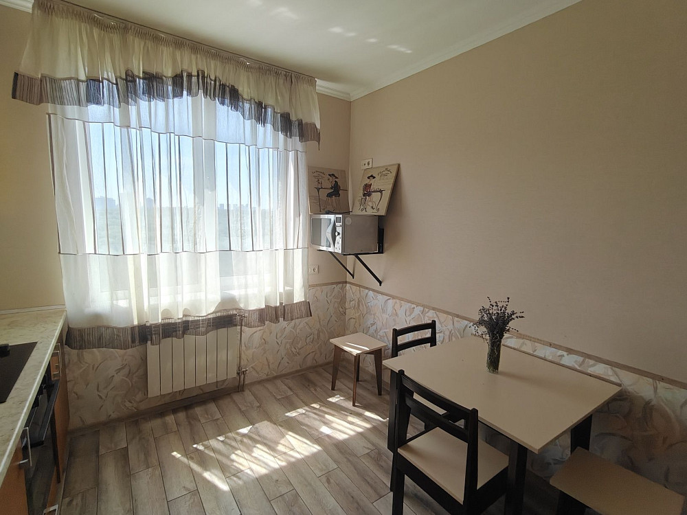 Оренда великої сімейної 2к кв, 67 м. Кв Дорогожичі, Жк Науковий Киев - изображение 2