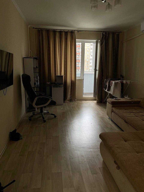 Оренда 1-к квартири, вул. Ревуцького, м. Харківська. Киев - изображение 2