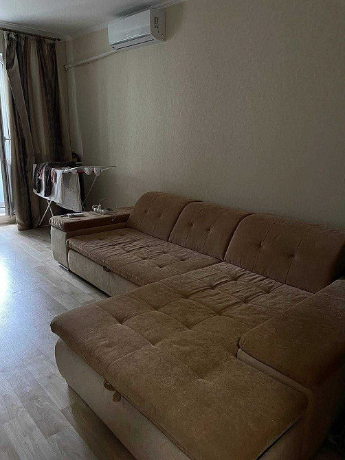 Оренда 1-к квартири, вул. Ревуцького, м. Харківська. Киев - изображение 1