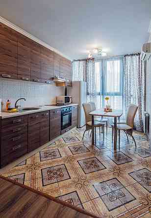 Шикарна квартира в аренду пішки до вокзалу Киев