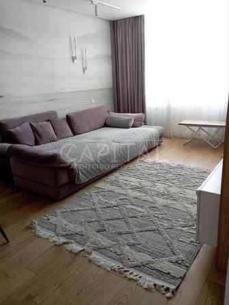 Оренда 3-х кімнатної квартири в ЖК Династія Липківського 37-В Киев