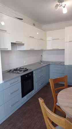 Озерна,світла та простора квартира Хмельницкий