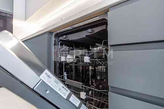 2-к. кв. + кухня-студія, перша здача, дизайнерський ремонт Ивано-Франковск