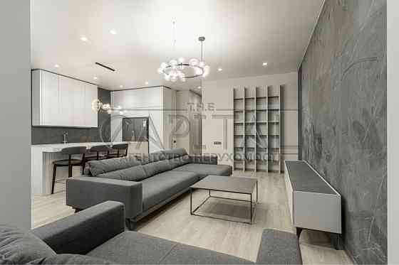 Київ, Печерський район, вул. Антоновича, 118 Київ